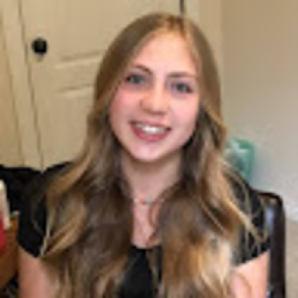 Meet your Posher, Lauren